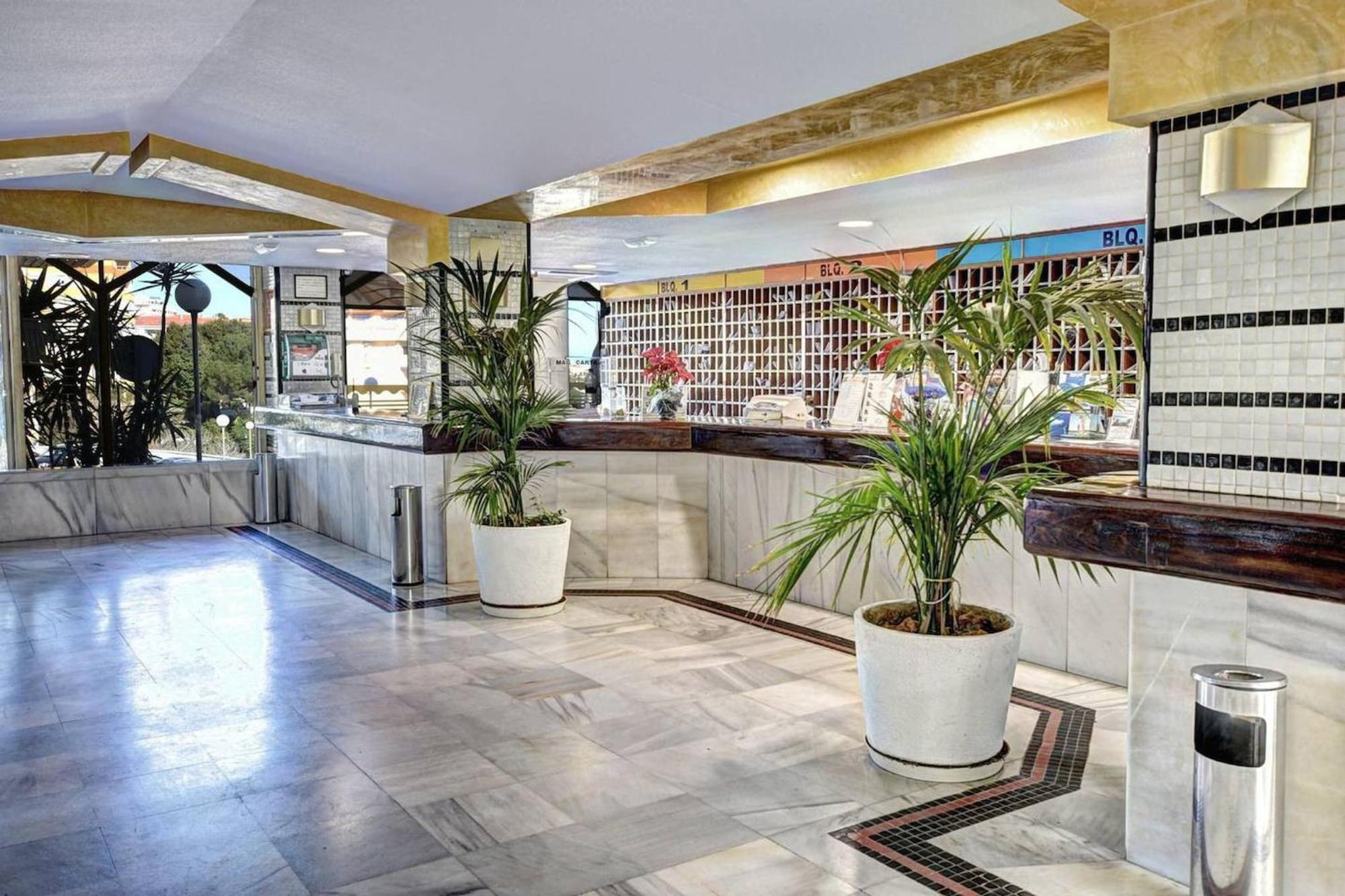 Frontal Sea View Apartment Benalbeach Benalmádena Dış mekan fotoğraf