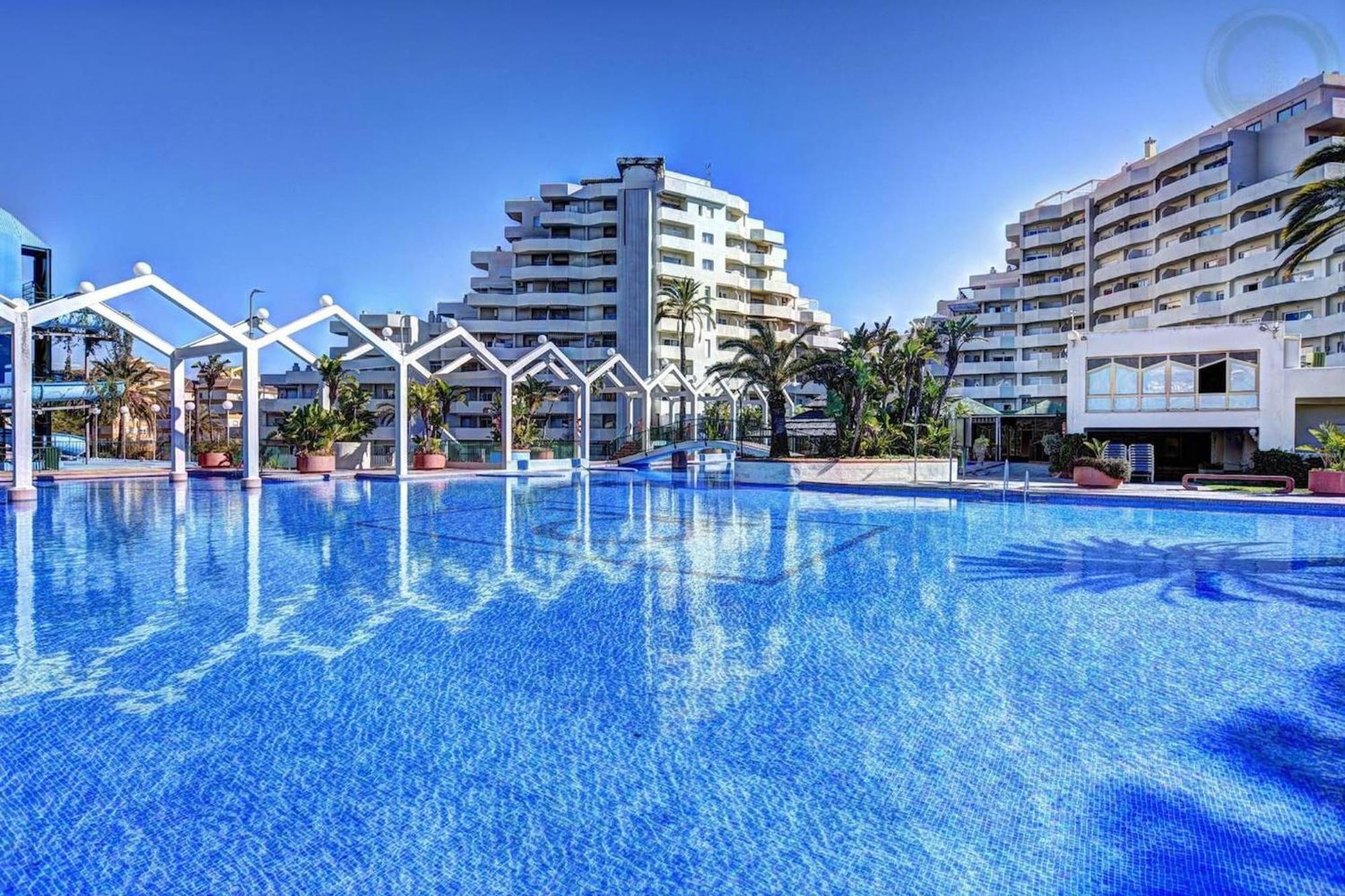 Frontal Sea View Apartment Benalbeach Benalmádena Dış mekan fotoğraf