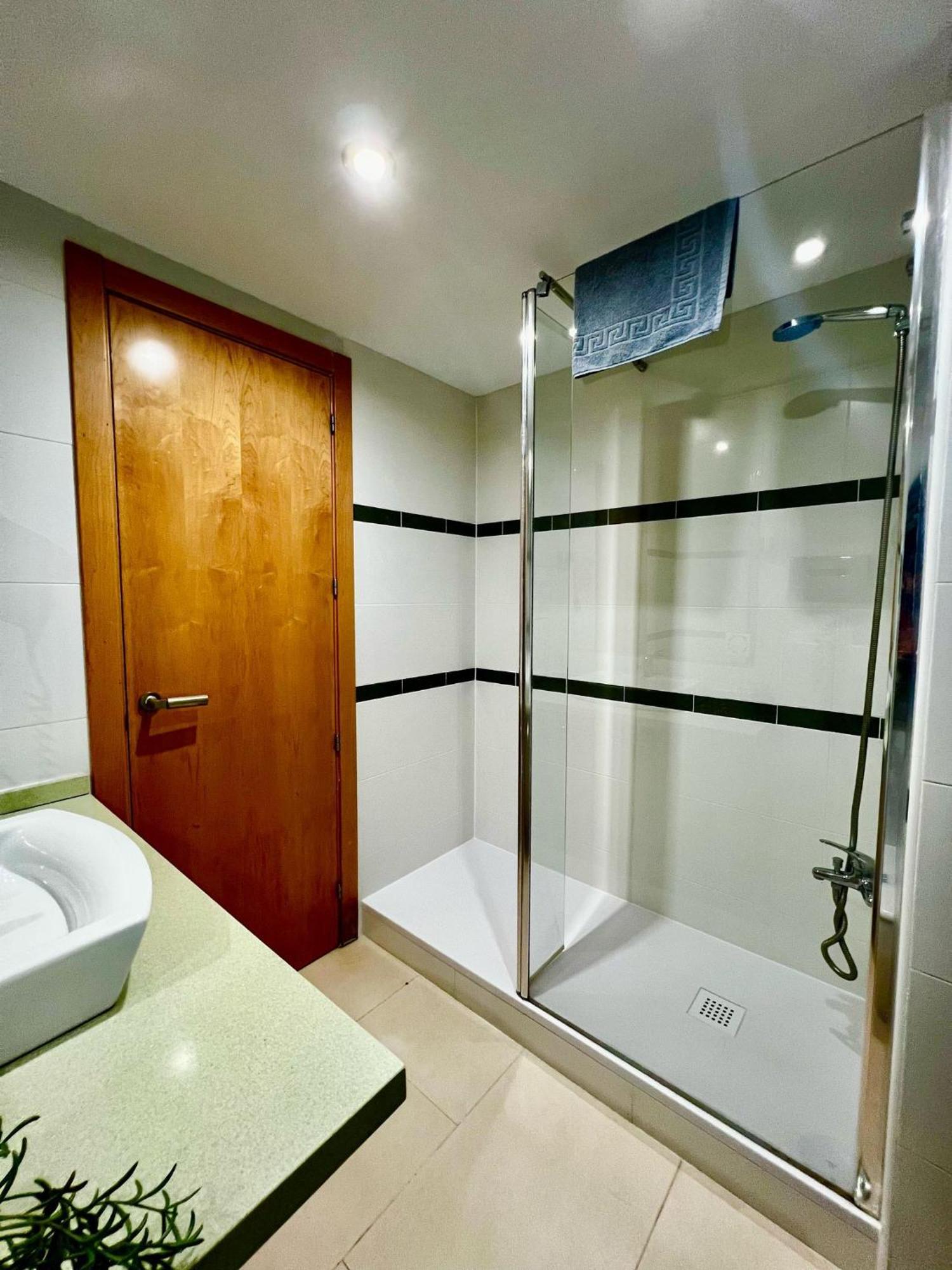 Frontal Sea View Apartment Benalbeach Benalmádena Dış mekan fotoğraf