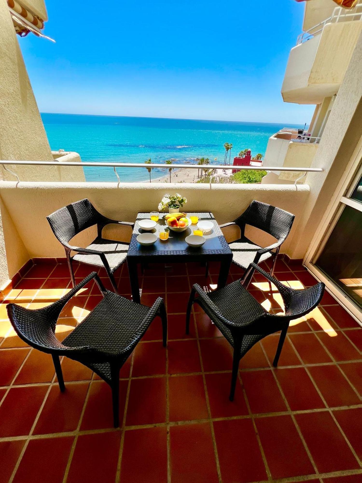 Frontal Sea View Apartment Benalbeach Benalmádena Dış mekan fotoğraf